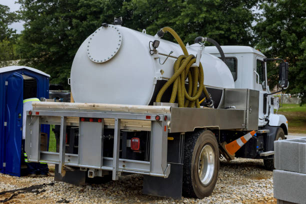 Portable Toilet Options We Offer in Maeser, UT